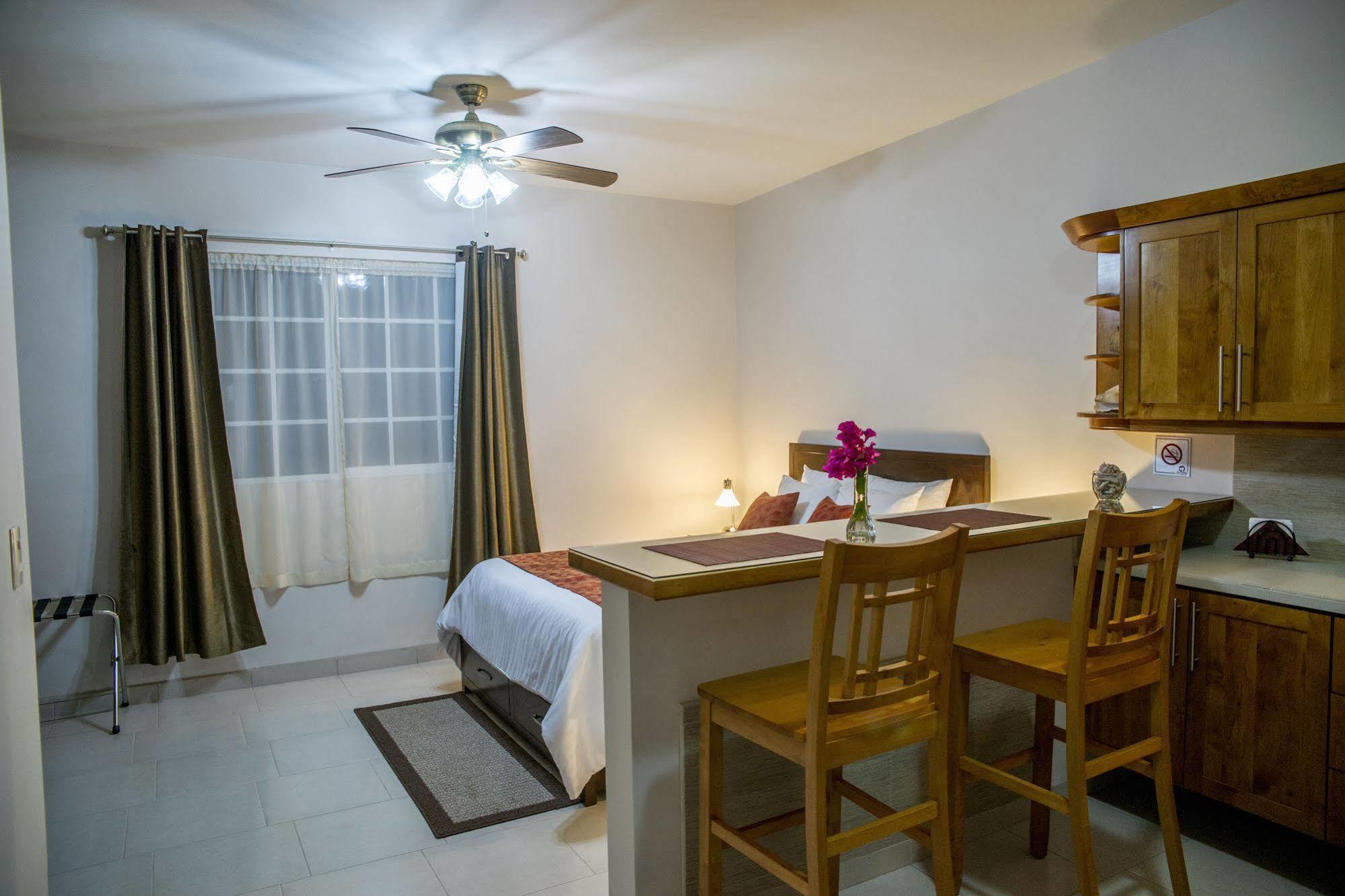 Bugambilias Suites Loreto  Eksteriør bilde